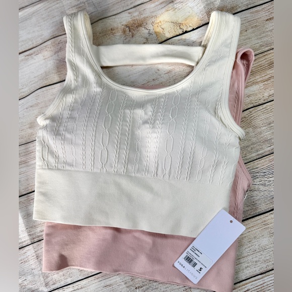 Yogalicious Cream and Pink cable knit sports bra set - Picture 2 of 7